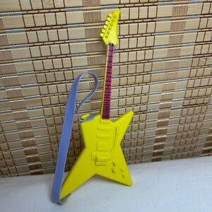 Barbie and the Rockers Yellow Plastic Guitar Accessory 1986 Mattel